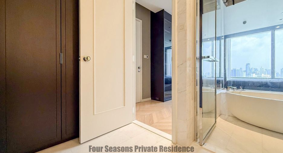 For rent 2 bedrooms condo in Bang Kho Laem, Bangkok