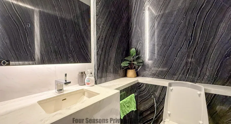 For rent 2 bedrooms condo in Bang Kho Laem, Bangkok