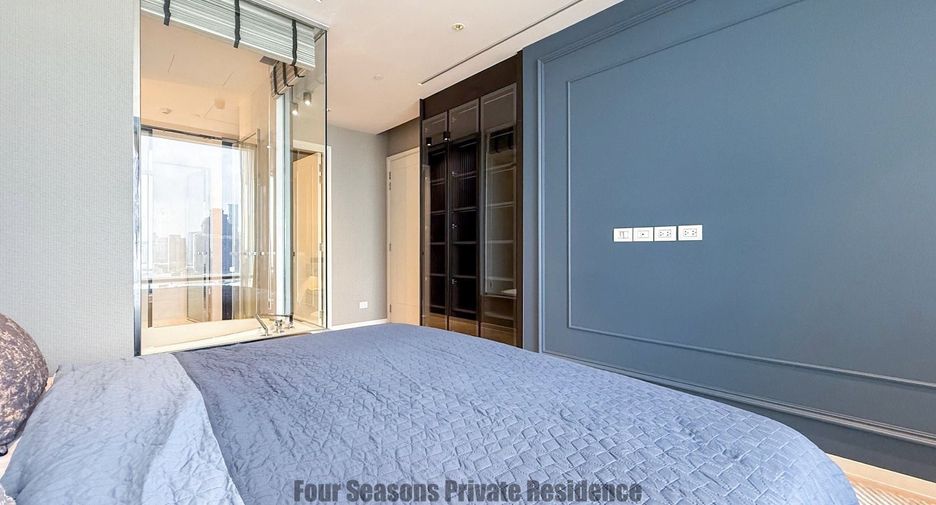 For rent 2 bedrooms condo in Bang Kho Laem, Bangkok