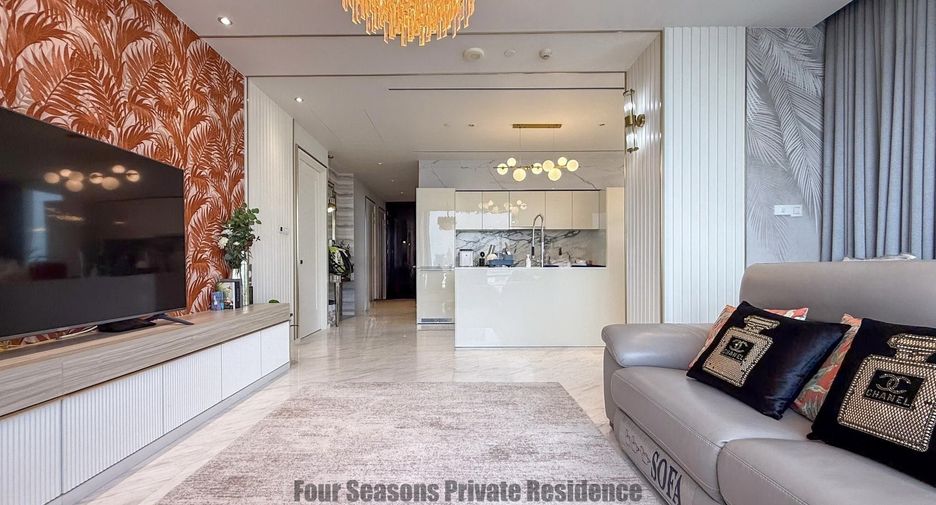 For rent 2 bedrooms condo in Bang Kho Laem, Bangkok