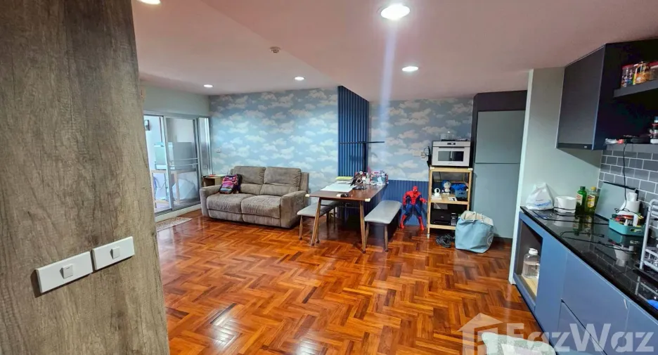 For sale 2 bedrooms condo in Dusit, Bangkok
