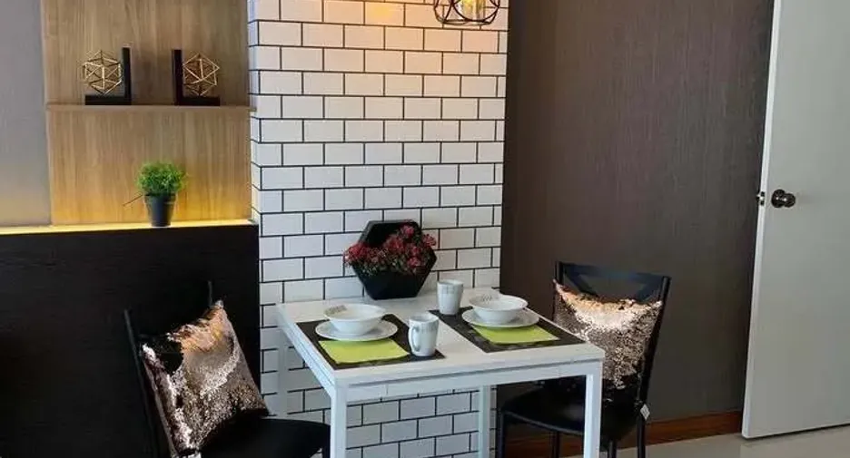 For sale 1 bed condo in Lat Krabang, Bangkok