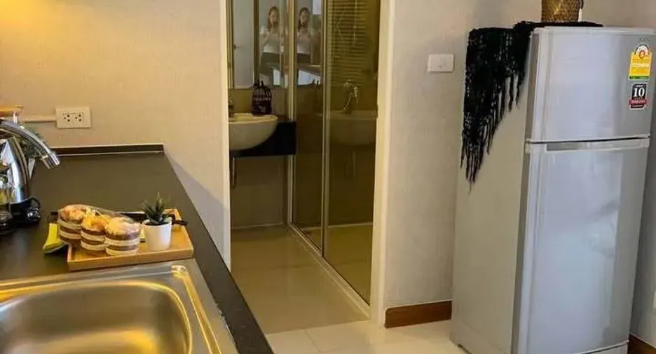 For sale 1 bed condo in Lat Krabang, Bangkok