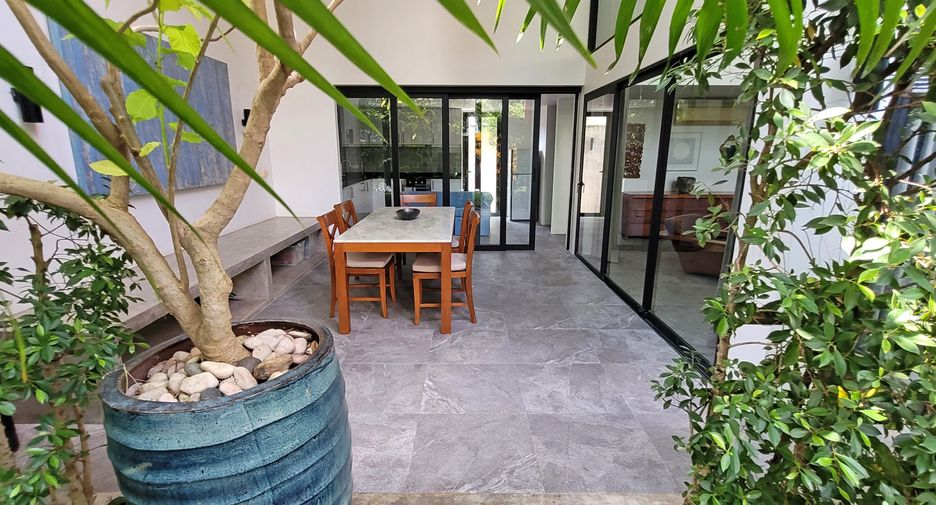 For sale 4 bedrooms condo in Hua Hin, Prachuap Khiri Khan