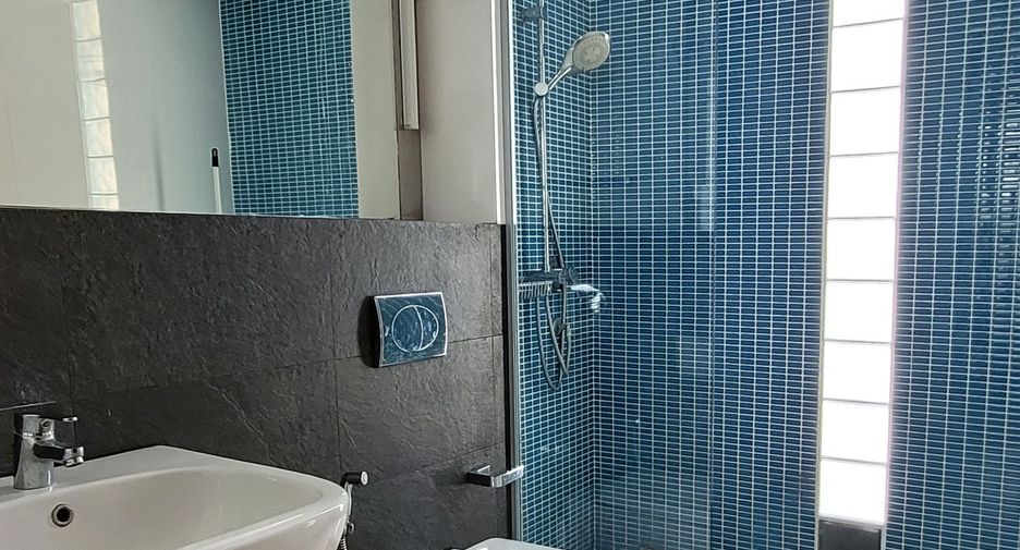 For sale 4 bedrooms condo in Hua Hin, Prachuap Khiri Khan