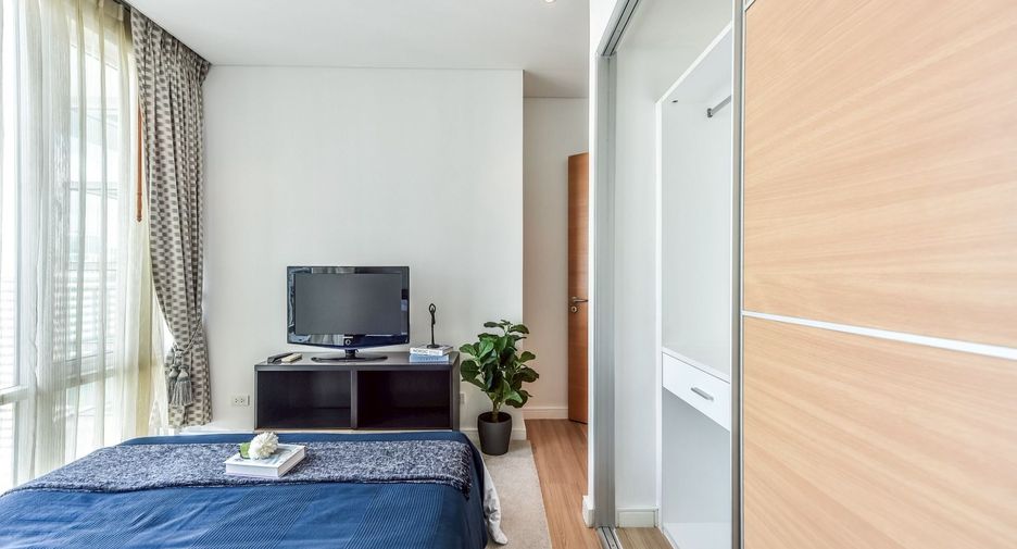 For sale and for rent 2 bedrooms condo in Khlong Toei, Bangkok