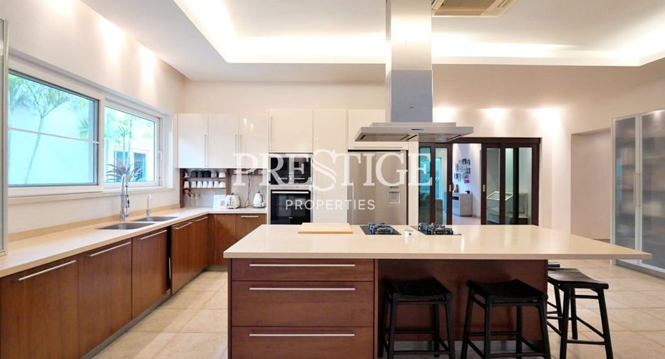 Haus zum Kauf und zur Miete mit 6 Zimmer in Bang Lamung, Chonburi