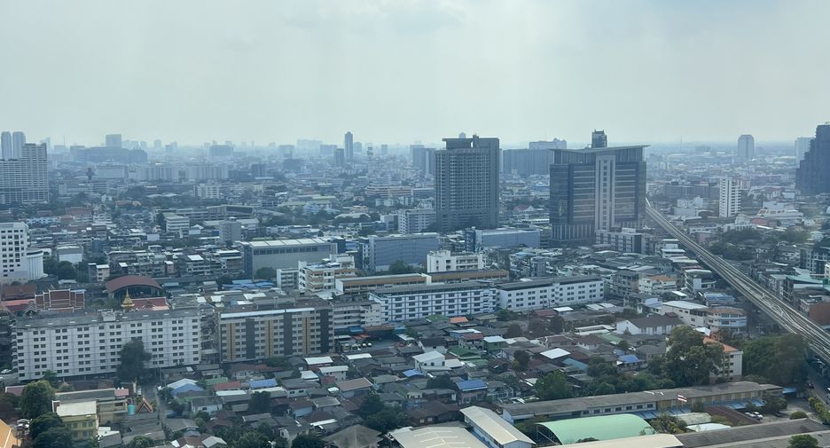 For rent 2 bedrooms condo in Bang Phlat, Bangkok