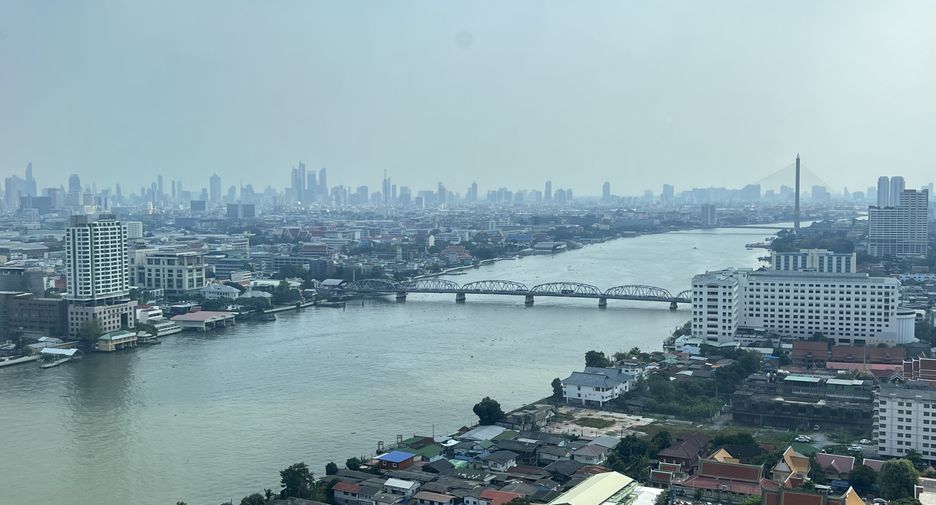 For rent 2 bedrooms condo in Bang Phlat, Bangkok
