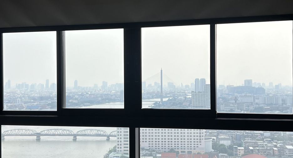 For rent 2 bedrooms condo in Bang Phlat, Bangkok