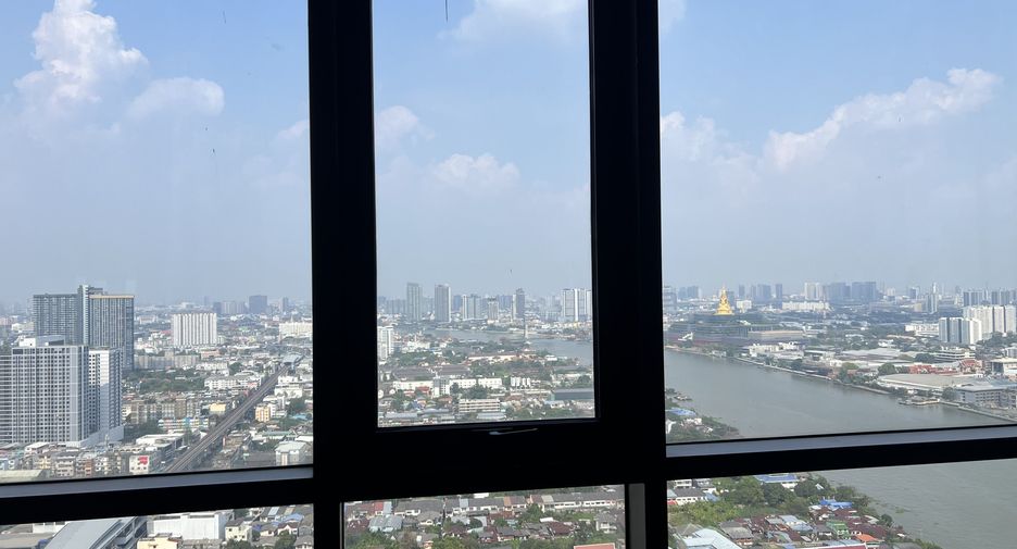 For rent 2 bedrooms condo in Bang Phlat, Bangkok