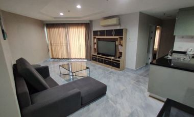 Condo en alquiler de 2 habitaciones en Huai Khwang, Bangkok