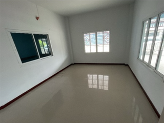 出售 3 卧室 独立屋 在 Pluak Daeng, Rayong
