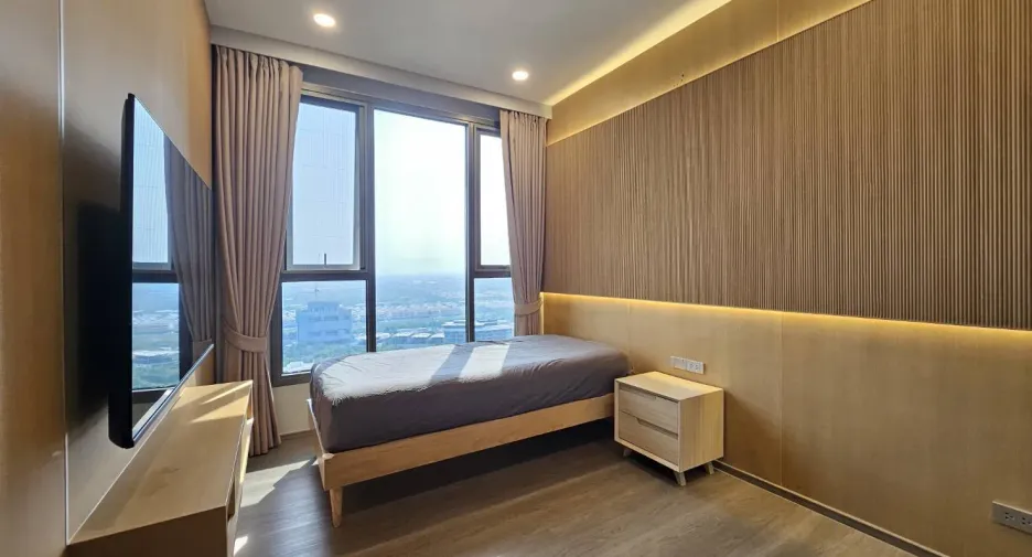ให้เช่า 3 ห้องนอน คอนโด ใน บางพลี, สมุทรปราการ