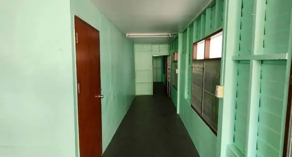For rent 2 bedrooms house in Din Daeng, Bangkok