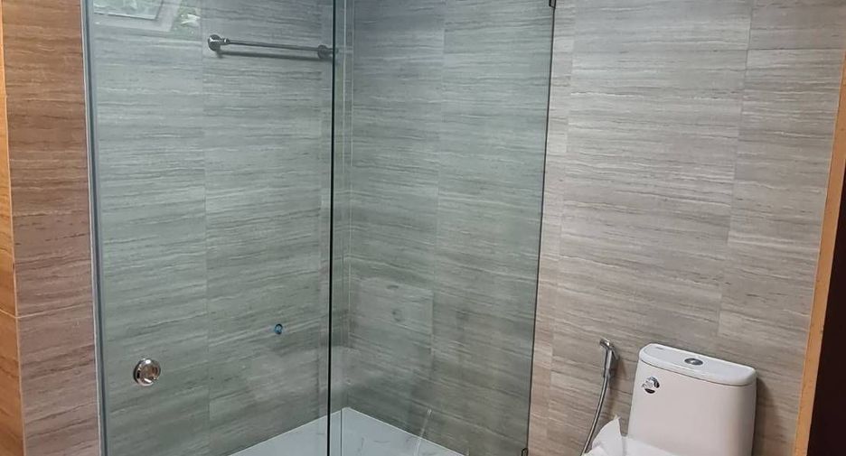 For rent 3 bedrooms house in Bang Kapi, Bangkok