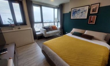 For rent 1 bed condo in Huai Khwang, Bangkok