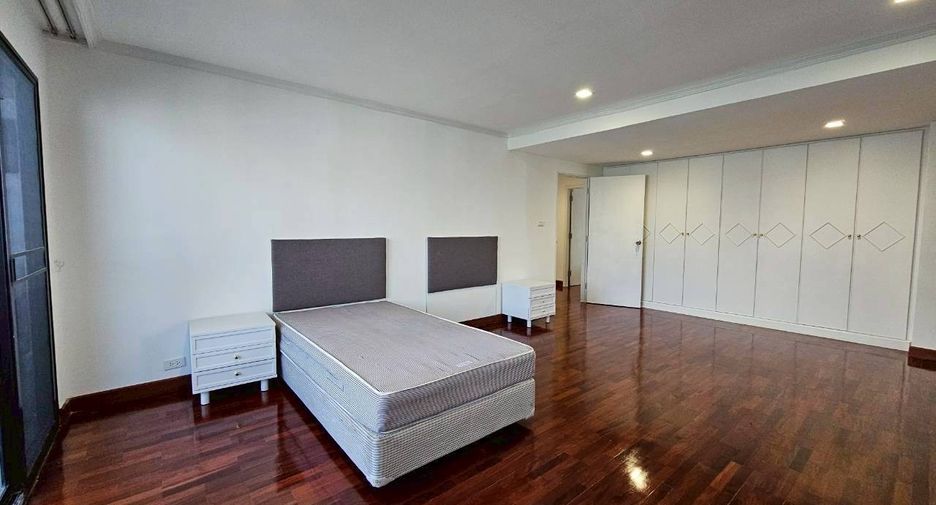 Wohnung zur Miete mit 4 Zimmer in Watthana, Bangkok