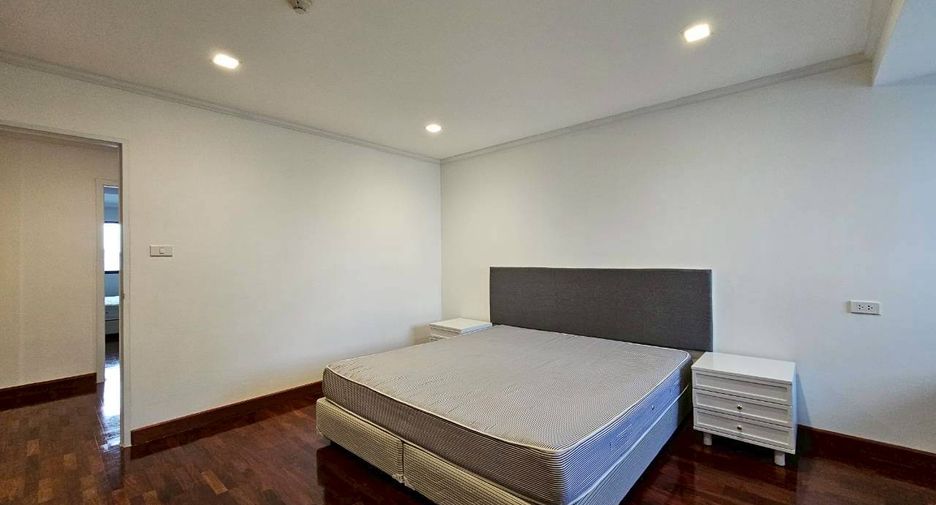 Wohnung zur Miete mit 4 Zimmer in Watthana, Bangkok