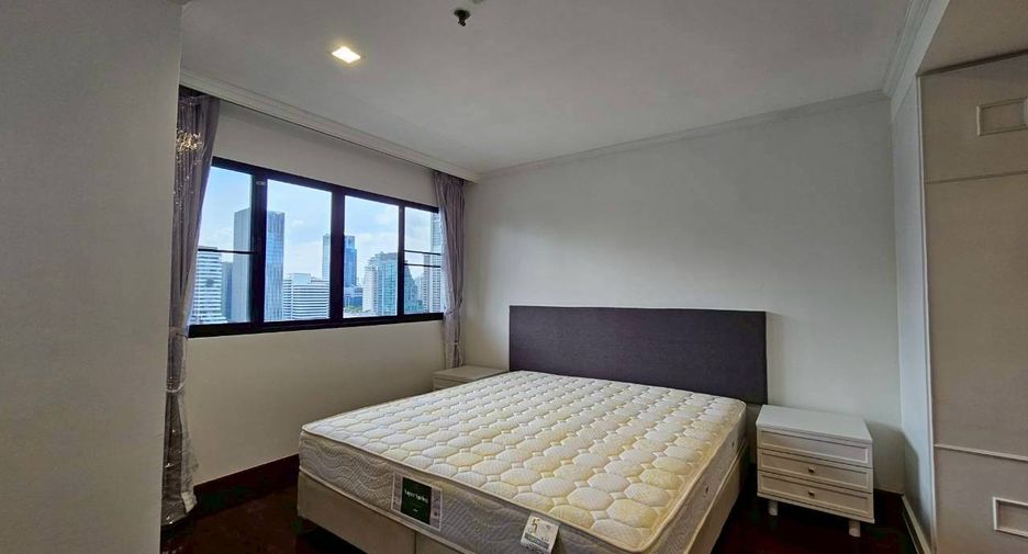 Wohnung zur Miete mit 4 Zimmer in Watthana, Bangkok