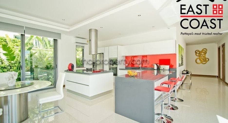 For sale and for rent 4 bedrooms house in Bang Lamung, Chonburi