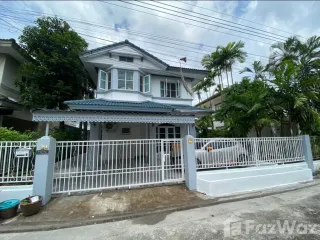 Haus zum Kauf mit 4 Zimmer in Mueang Phuket, Phuket