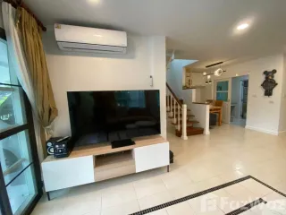 Haus zum Kauf mit 4 Zimmer in Mueang Phuket, Phuket