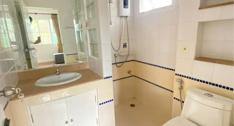 For sale 4 bedrooms house in Mueang Phuket, Phuket