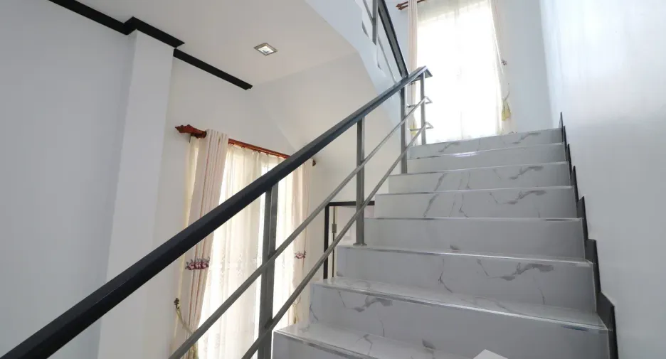 For sale 5 bedrooms house in Mueang Udon Thani, Udon Thani