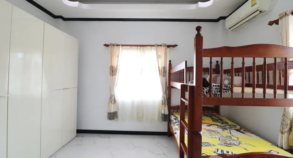 For sale 5 bedrooms house in Mueang Udon Thani, Udon Thani