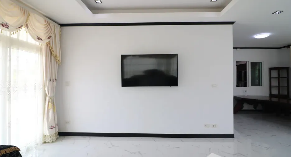 For sale 5 bedrooms house in Mueang Udon Thani, Udon Thani