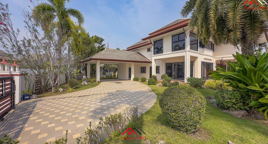 For sale 5 bedrooms house in Huay Yai, Pattaya