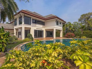 À vendre 5 chambres maison à Bang Lamung, Chonburi