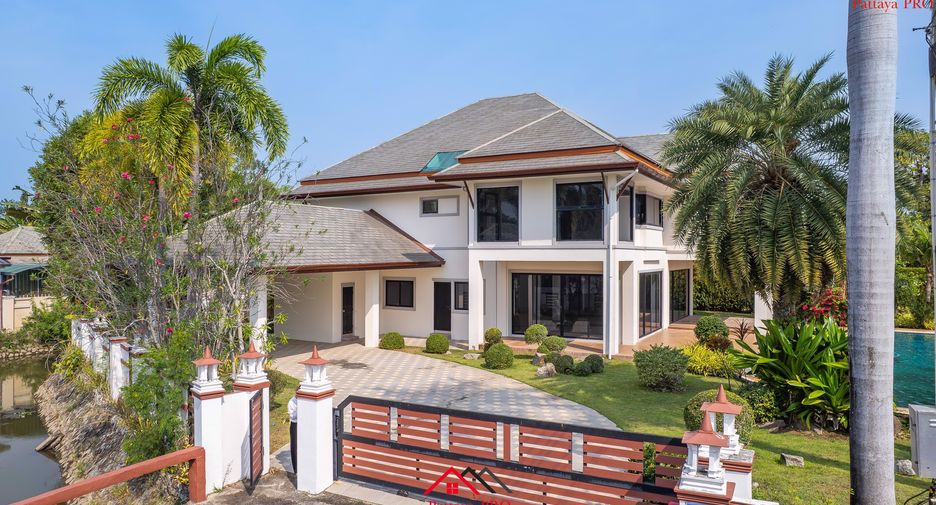 For sale 5 bedrooms house in Huay Yai, Pattaya