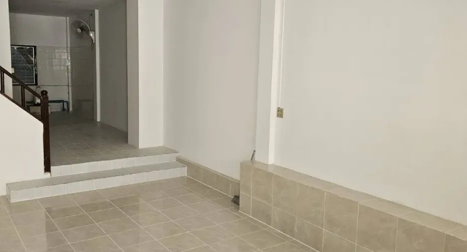 For rent 3 bedrooms townhouse in Chatuchak, Bangkok