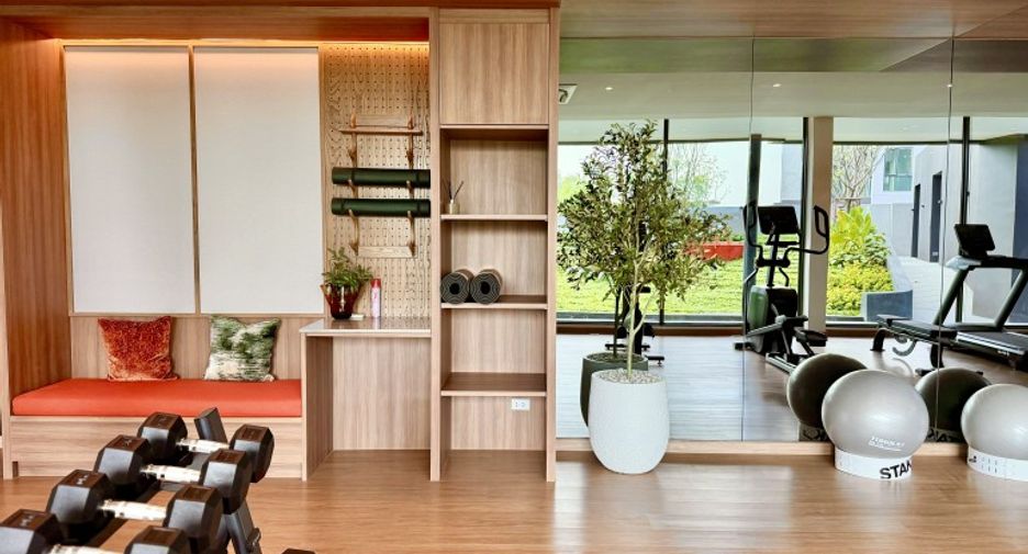 For sale 4 ベッドルーム house in Bang Lamung, Chonburi