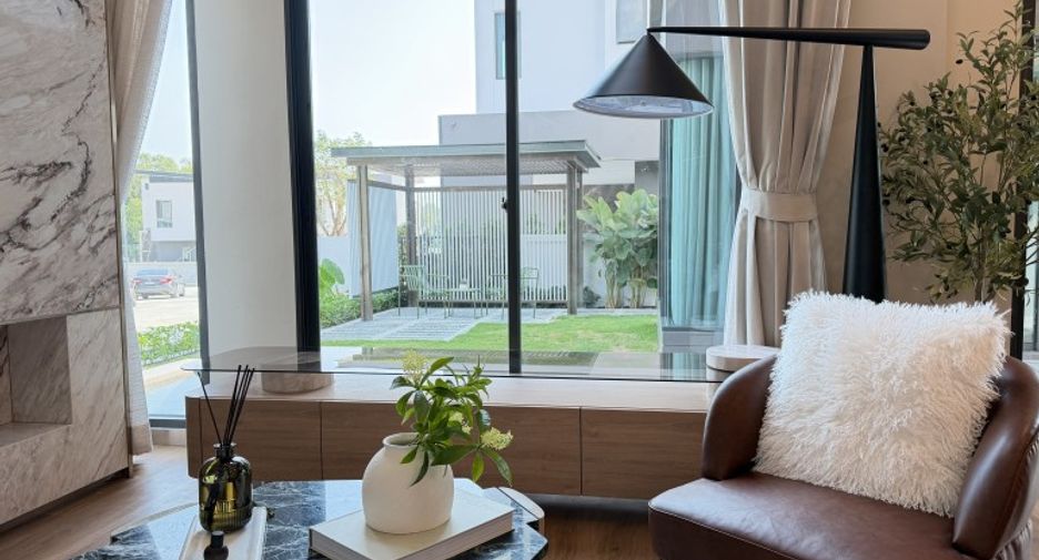 For sale 4 ベッドルーム house in Bang Lamung, Chonburi
