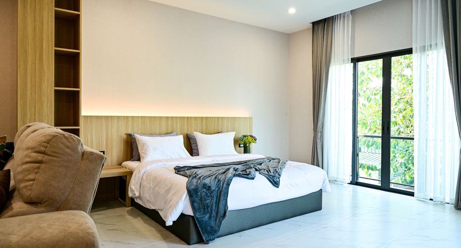 Haus zum Kauf mit 4 Zimmer in Bang Lamung, Chonburi