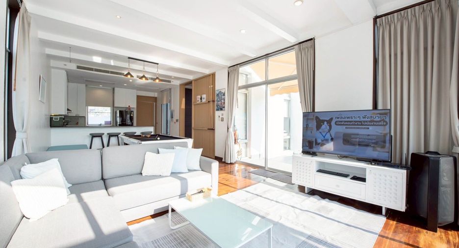 For rent 4 ベッドルーム house in Sattahip, Chonburi