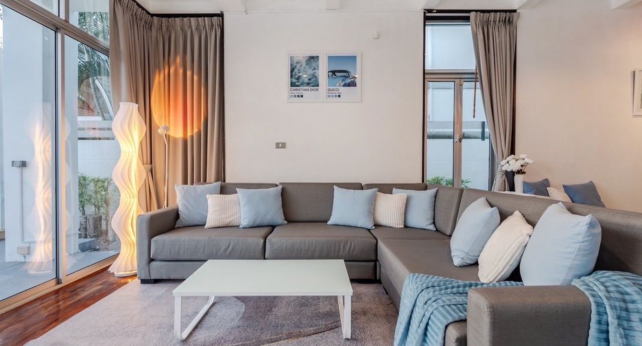For rent 4 ベッドルーム house in Sattahip, Chonburi