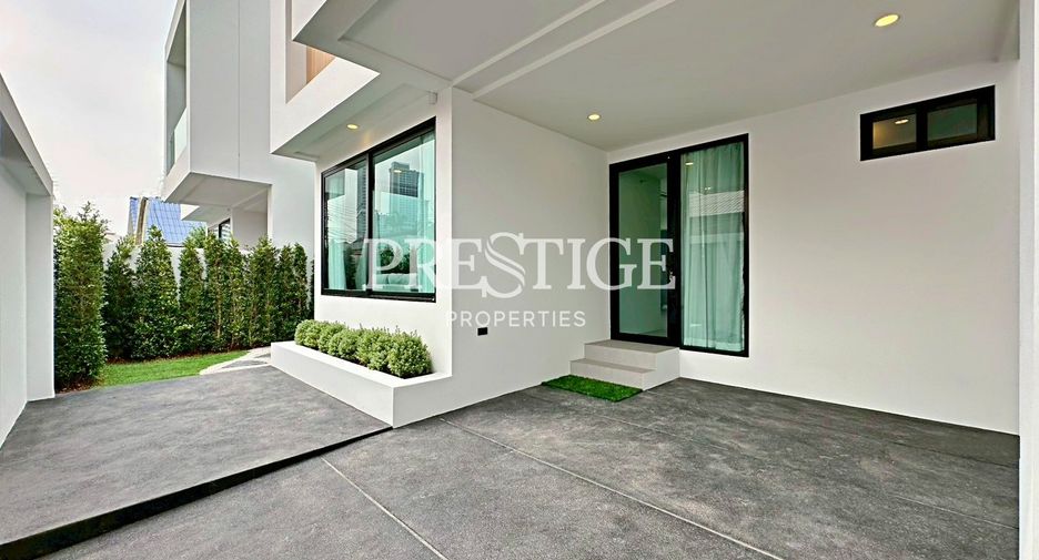For rent 3 bedrooms house in Bang Lamung, Chonburi
