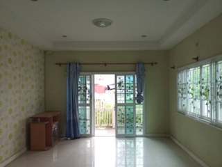Haus zum Kauf mit 2 Zimmer in Pluak Daeng, Rayong