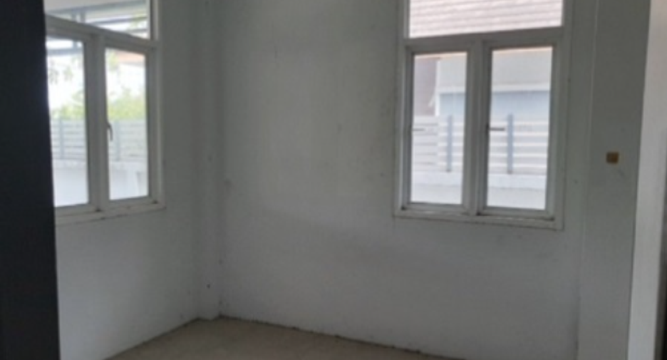 À vendre 3 chambres maison à Pluak Daeng, Rayong