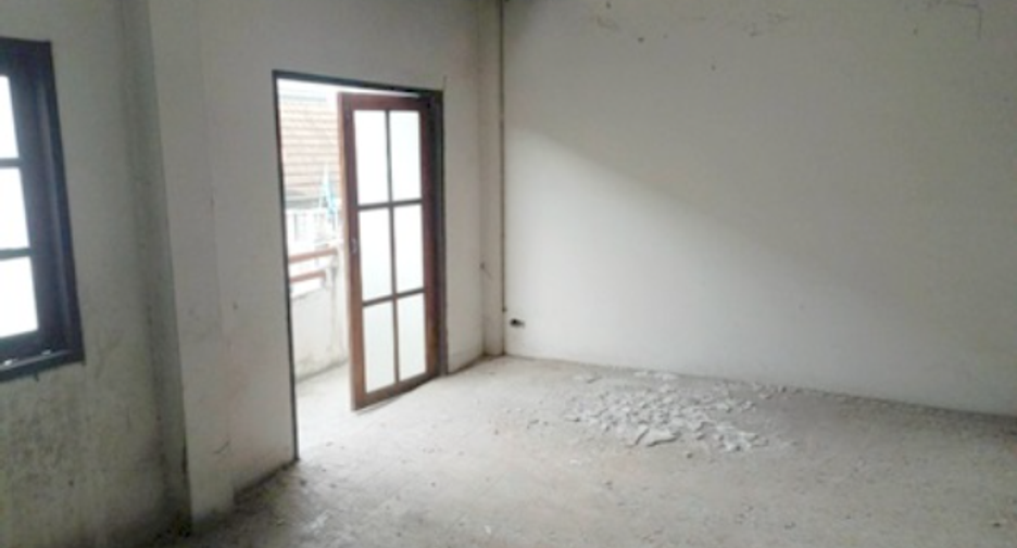 Reihenhaus zum Kauf mit 5 Zimmer in Bang Phli, Samut Prakan