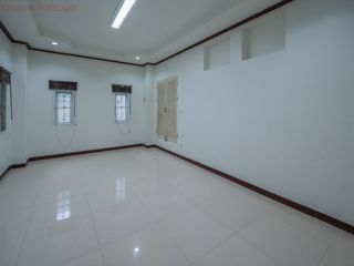 For sale 4 ベッドルーム house in Bang Lamung, Chonburi