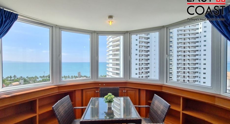 For sale and for rent 2 bedrooms condo in Pratumnak, Pattaya