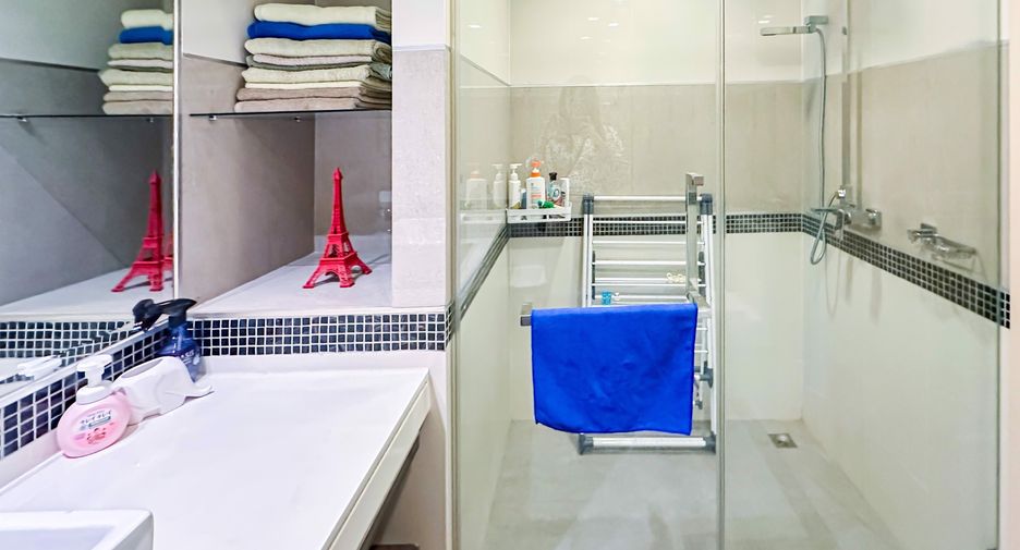For sale 1 bed condo in North Pattaya, Pattaya