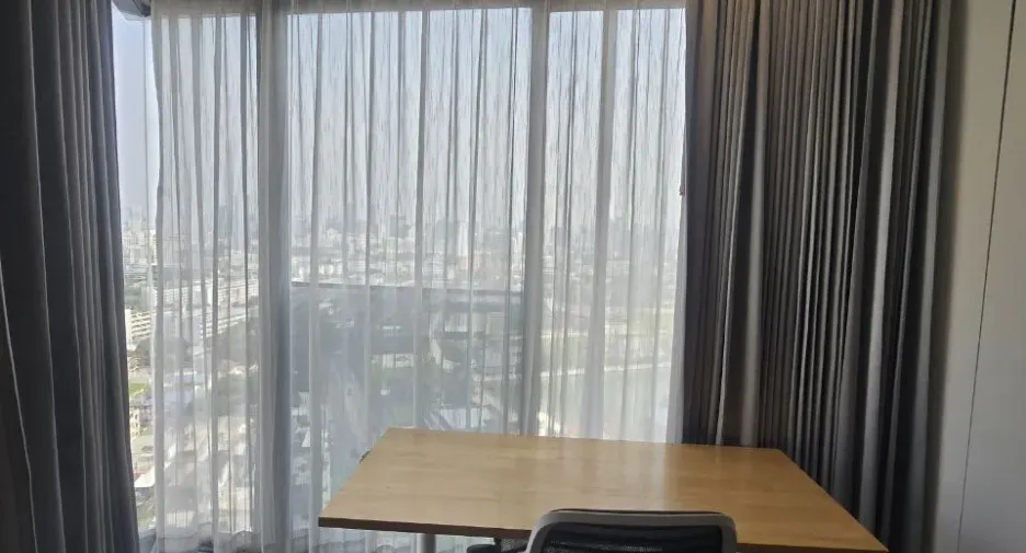 For rent 1 bed condo in Phaya Thai, Bangkok