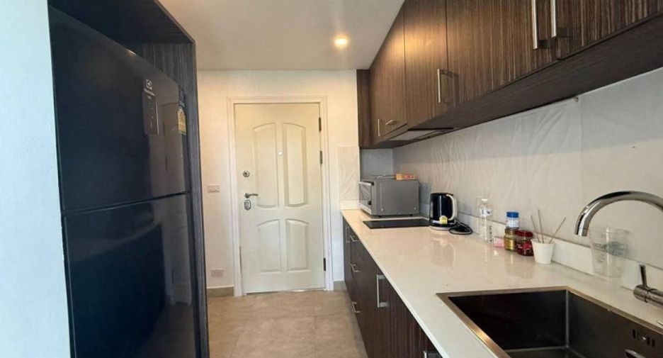 For sale 2 bedrooms condo in Jomtien, Pattaya