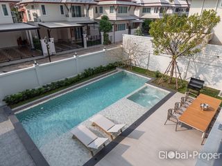 For sale 7 ベッドルーム house in Bang Lamung, Chonburi